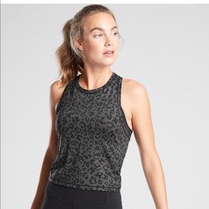 Athleta shanti crop *arbor olive
